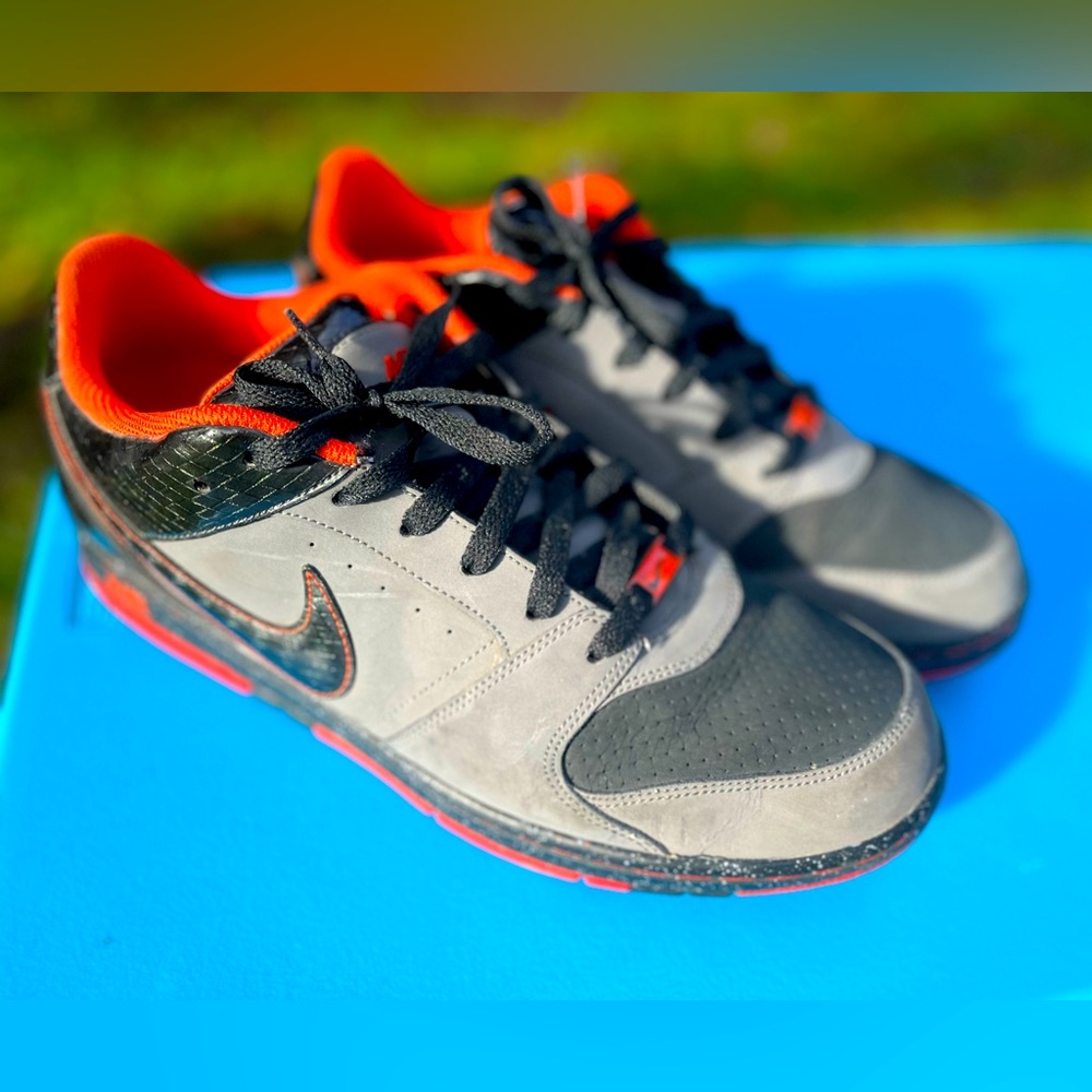 Nike men’s running shoes